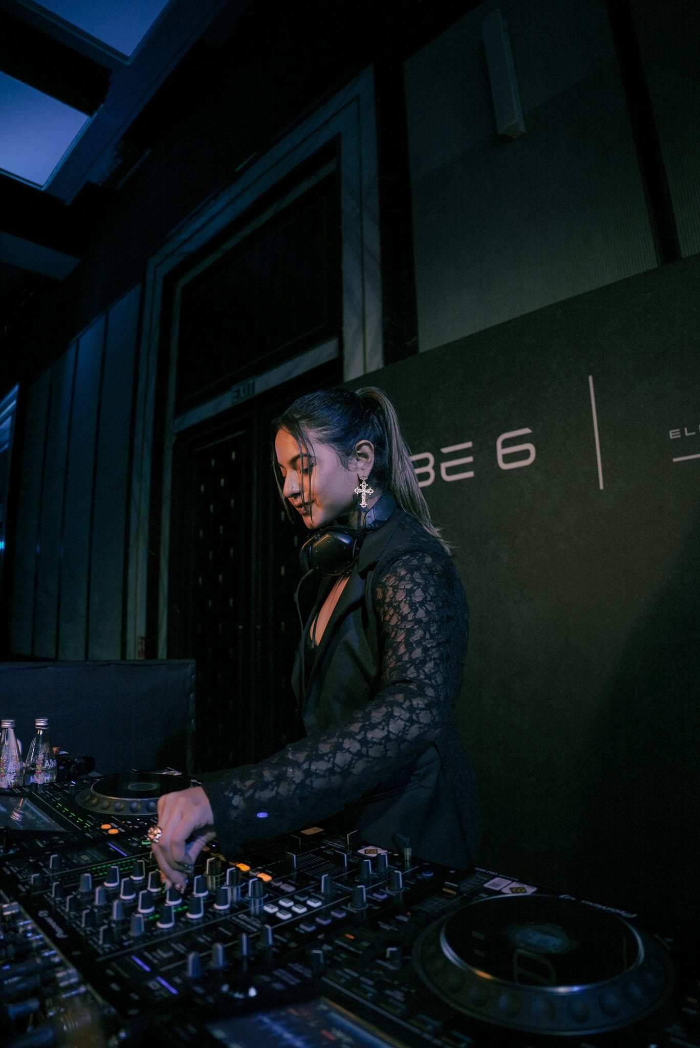 Kiara - Performance 15
