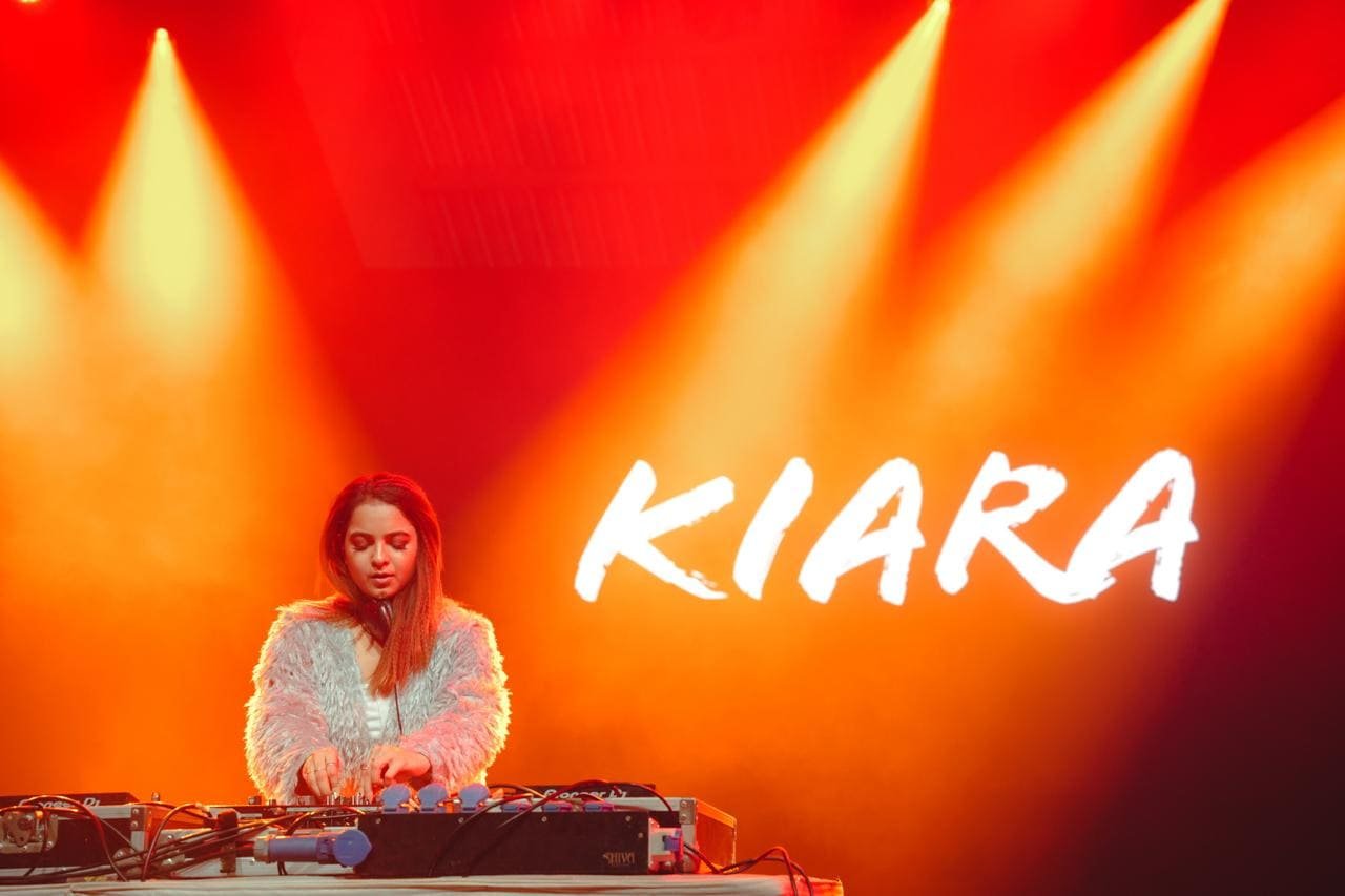 Kiara - Performance 19