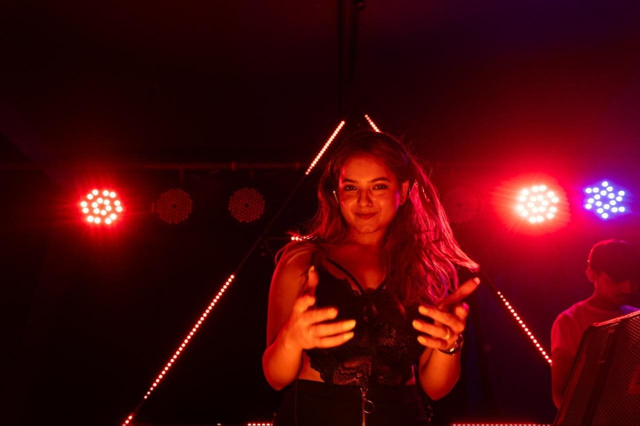 Kiara - Performance 4